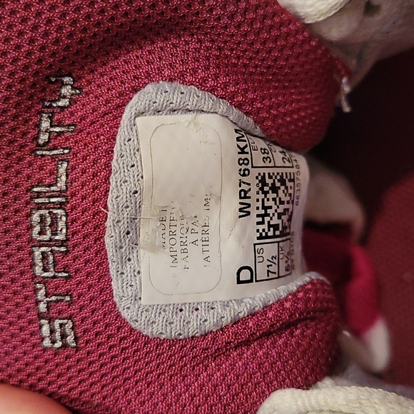 New Balance x Susan G. Moment for the Cure Breast Cancer Gray & Magenta …